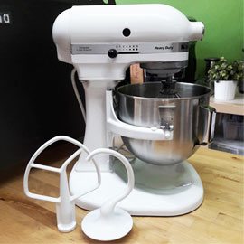 Kitchen aid 5K5SSWH Heavy Duty Lift Bowl Mixer- White 220 Volt